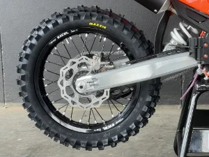 Thumbnail 8