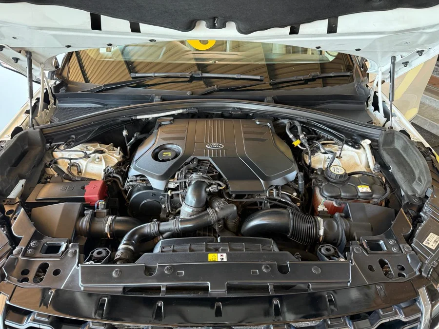 New 2018 Land Rover Range Rover Velar D300 R-Dynamic SE - Private Seller New 2018 Land Rover Range Rover Velar D300 R-Dynamic SE - Private Seller