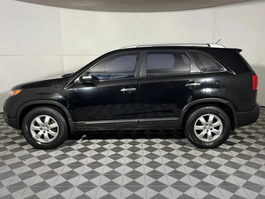 Used 2011 Kia Sorento 2.2CRDi auto - WeBuyCars Germiston Used 2011 Kia Sorento 2.2CRDi auto - WeBuyCars Germiston