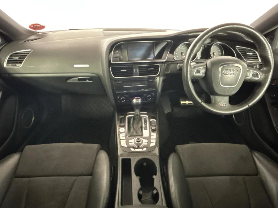 Used 2011 Audi RS5 coupe quattro - WeBuyCars Montana