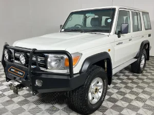 Used 2010 Toyota Land Cruiser 76 4.2D station wagon Used 2010 Toyota Land Cruiser 76 4.2D station wagon