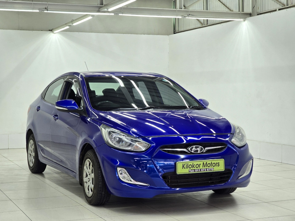 Used 2012 Hyundai Accent sedan 1.6 Fluid