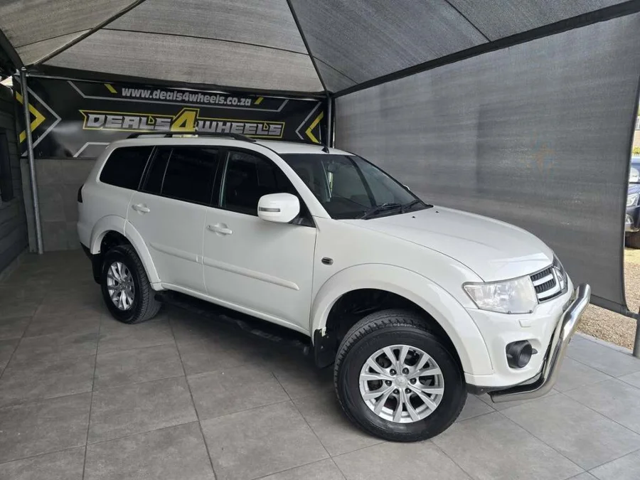 Used 2014 Mitsubishi Pajero Sport 2.5DI-D auto - Deals 4 Wheels