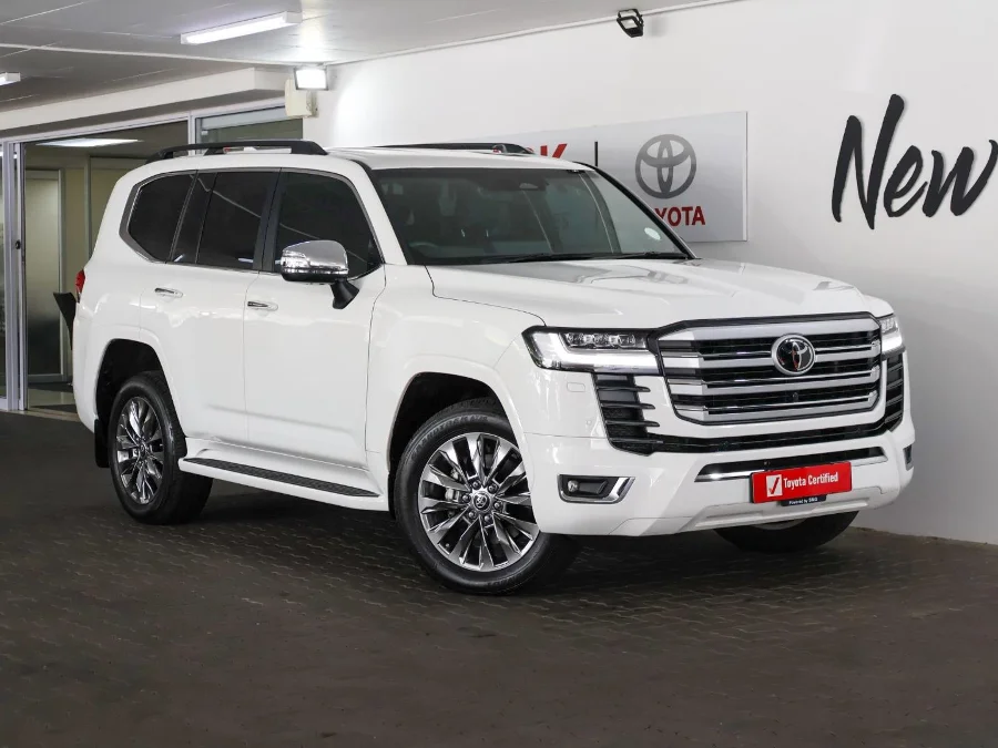 Used 2025 Toyota Land Cruiser 300 3.3D ZX - SMG Toyota Cresta Used 2025 Toyota Land Cruiser 300 3.3D ZX - SMG Toyota Cresta