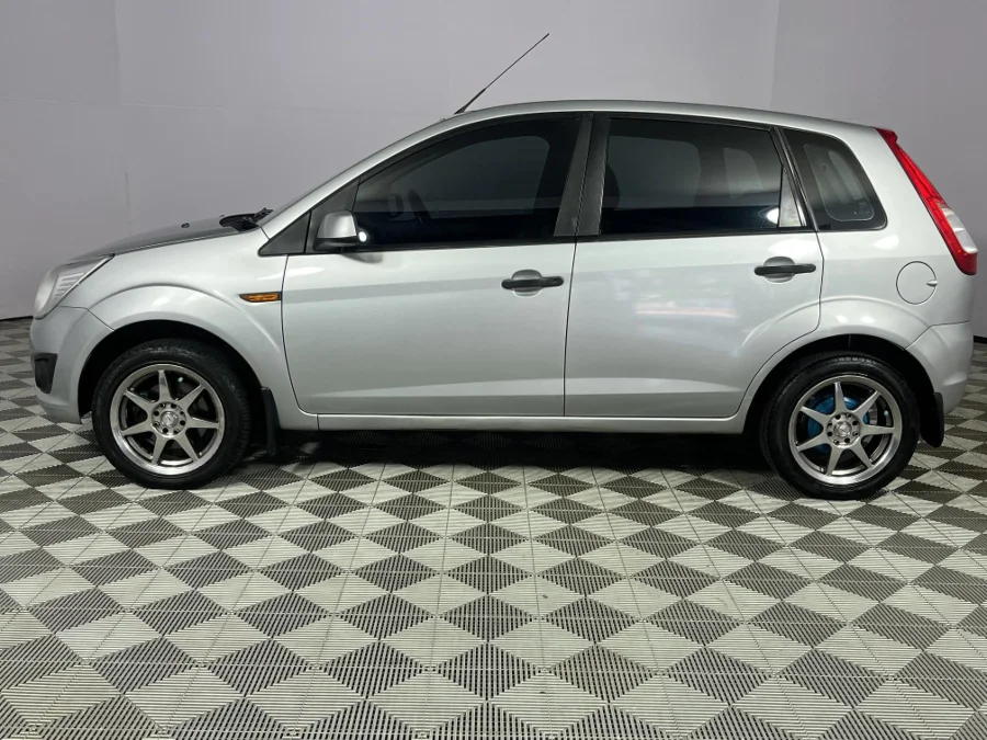 Used 2013 Ford Figo 1.4 Ambiente - WeBuyCars Durban