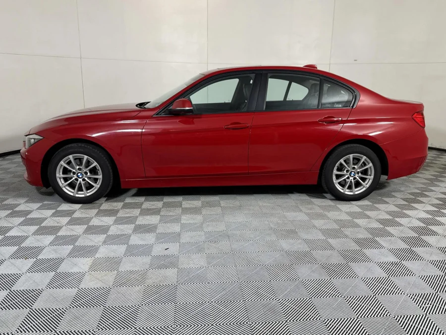 Used 2013 BMW 3 Series 320i - WeBuyCars Midstream