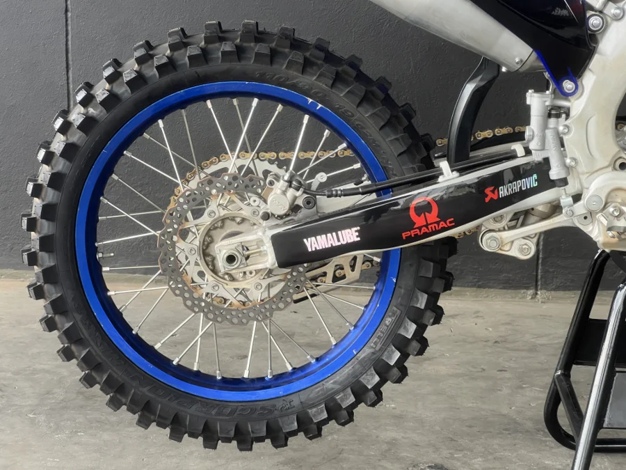 YAMAHA YZ 450F - FAST KTM