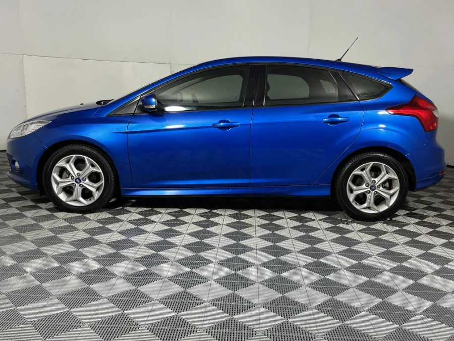 Used 2014 Ford Focus hatch 2.0TDCi Trend auto - WeBuyCars Germiston