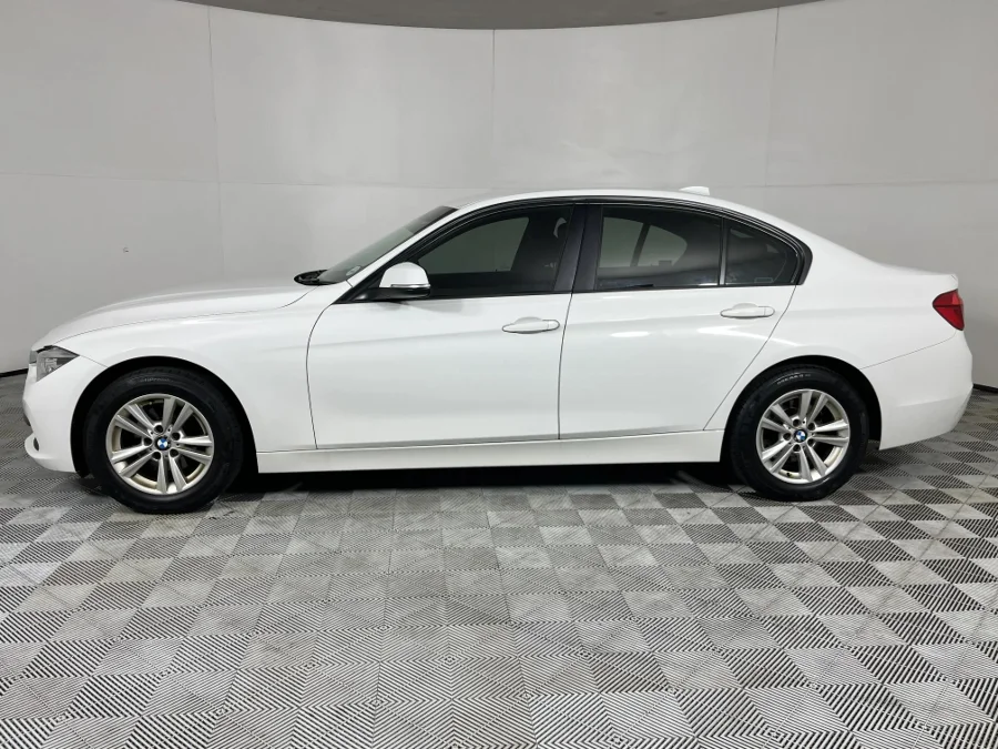 Used 2018 BMW 3 Series 320i Sport Line sports-auto - WeBuyCars The Dome