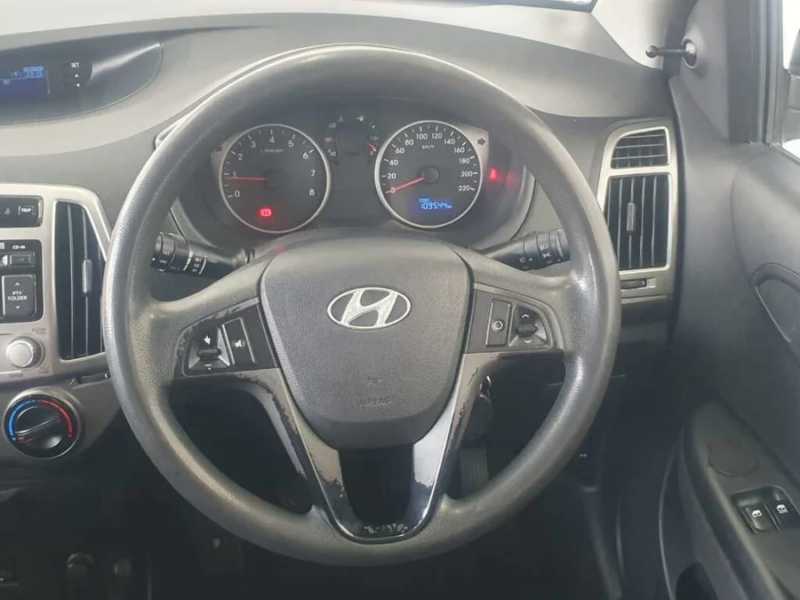 Used 2013 Hyundai i20 1.2 Motion - One Way Auto Used 2013 Hyundai i20 1.2 Motion - One Way Auto