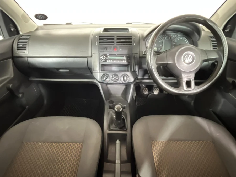 Used 2011 Volkswagen Polo Vivo sedan 1.4 Trendline - WeBuyCars The Dome