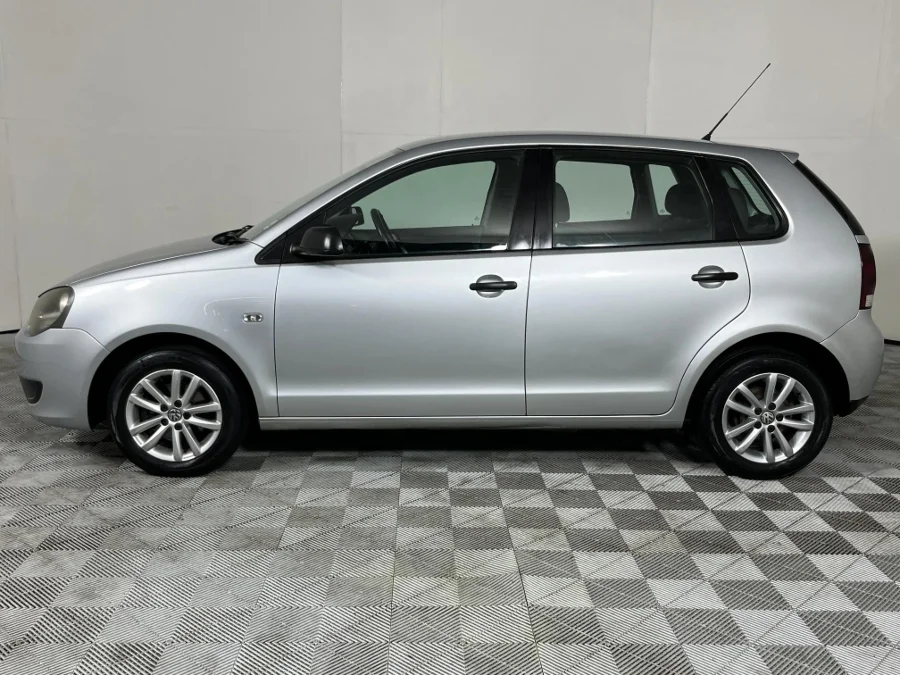 Used 2011 Volkswagen Polo Vivo sedan 1.4 Trendline - WeBuyCars The Dome