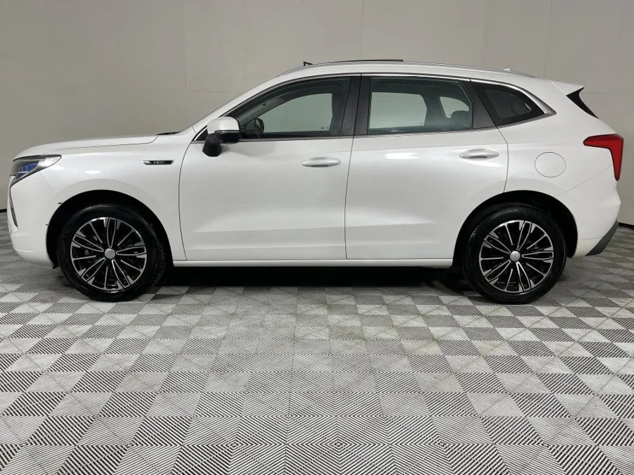 Used 2023 Haval Jolion 1.5 HEV Super Luxury - WeBuyCars Pietermaritzburg