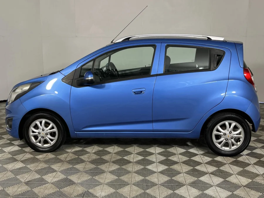 Used 2015 Chevrolet Spark 1.2 LT - WeBuyCars George