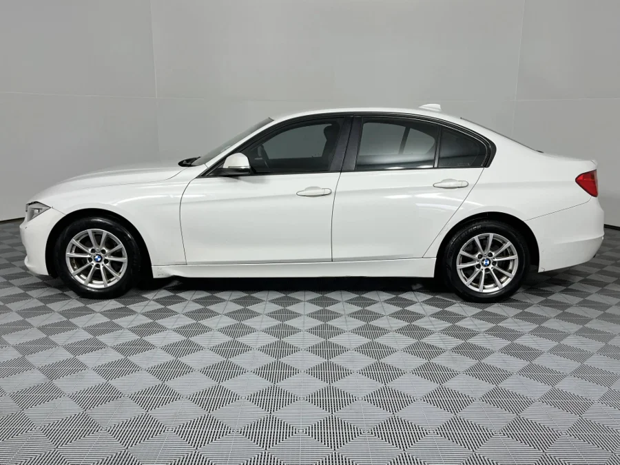 Used 2015 BMW 3 Series 320i - WeBuyCars Montana