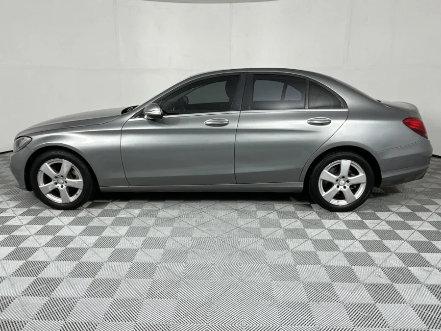 Used 2014 Mercedes-Benz C-Class C180 - WeBuyCars The Dome