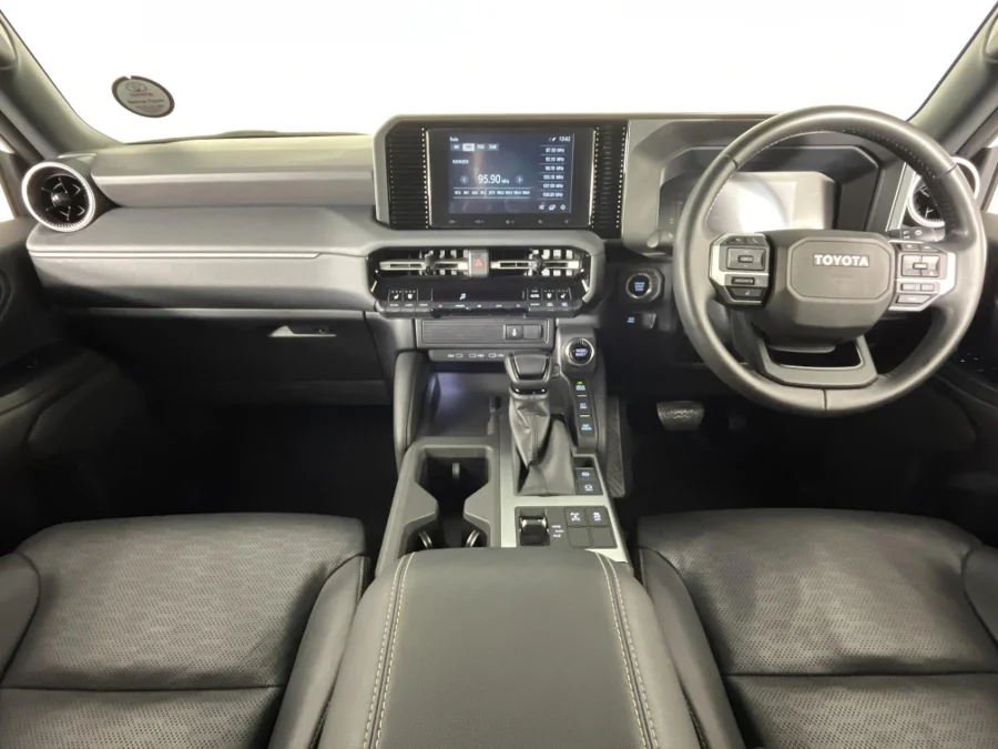 Used 2024 Toyota Land Cruiser Prado 2.8GD TX - WeBuyCars The Dome Used 2024 Toyota Land Cruiser Prado 2.8GD TX - WeBuyCars The Dome