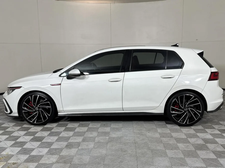 Used 2022 Volkswagen Golf GTI - WeBuyCars Midstream
