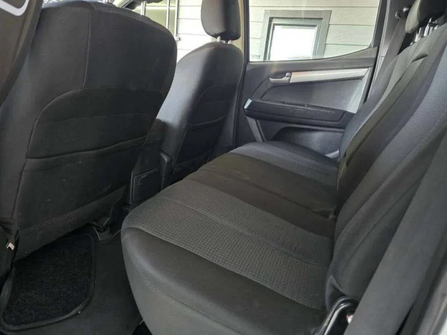 Used 2013 Isuzu KB 300D-Teq double cab 4x4 LX - Deals 4 Wheels