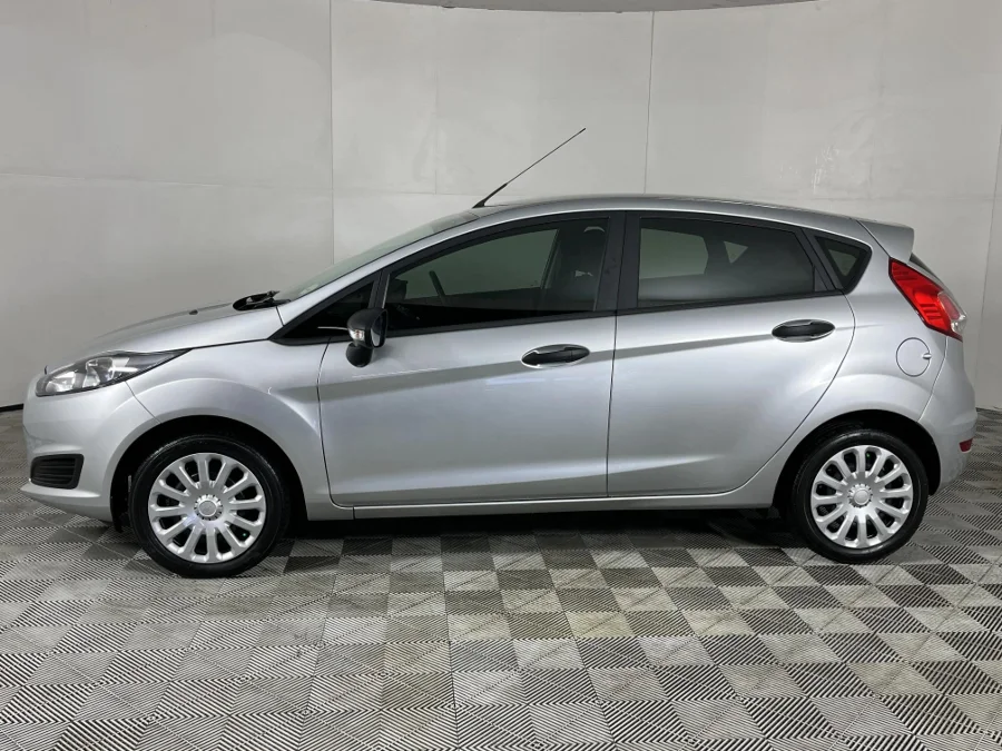 Used 2015 Ford Fiesta 5-door 1.4 Ambiente - WeBuyCars  Witbank