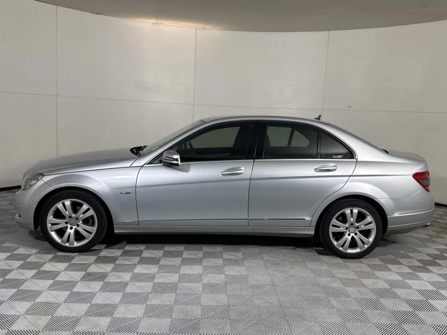 Used 2011 Mercedes-Benz C-Class C200 Avantgarde AMG Sports - WeBuyCars Midstream