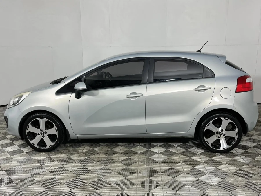 Used 2011 Kia Rio hatch 1.4 Tec auto - WeBuyCars George