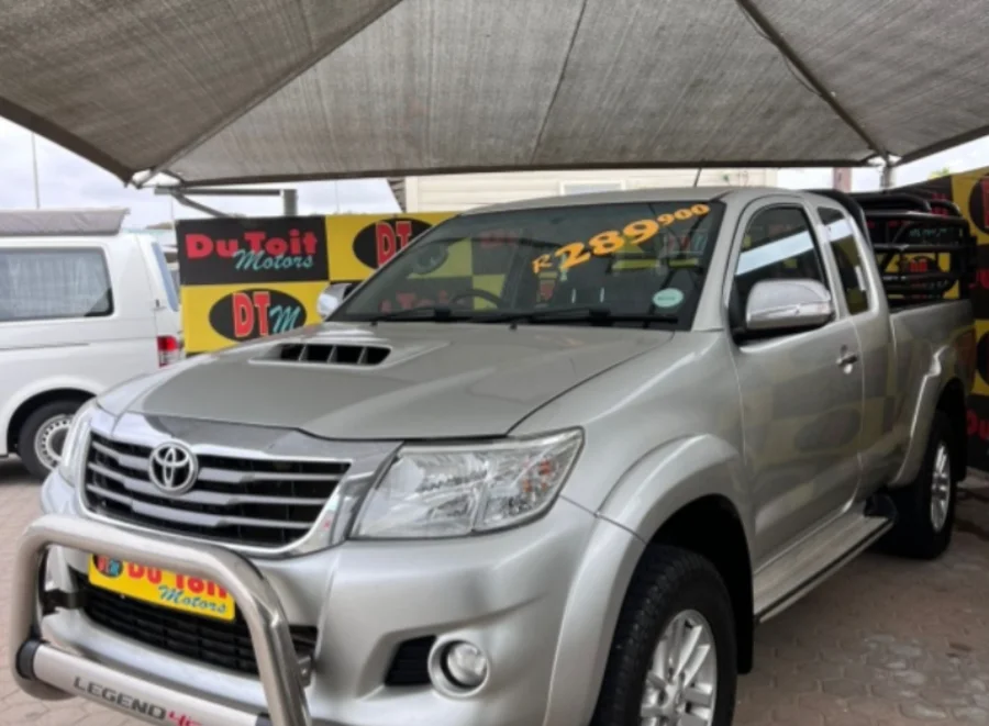 Used 2014 Toyota Hilux 3.0D-4D Raider Legend 40 - Du Toit Motors Used 2014 Toyota Hilux 3.0D-4D Raider Legend 40 - Du Toit Motors
