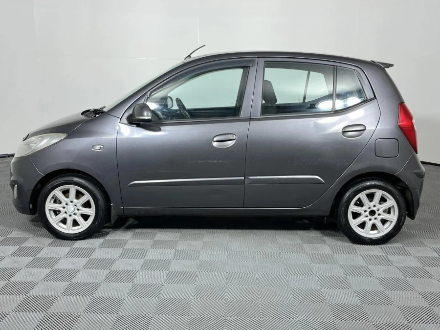 Used 2011 Hyundai i10 1.1 Motion - WeBuyCars  Witbank