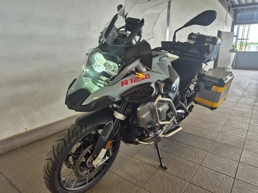 Used 2023 BMW R1250 GS ADVENTURE MU ICE GREY - BMW Motorrad West Rand