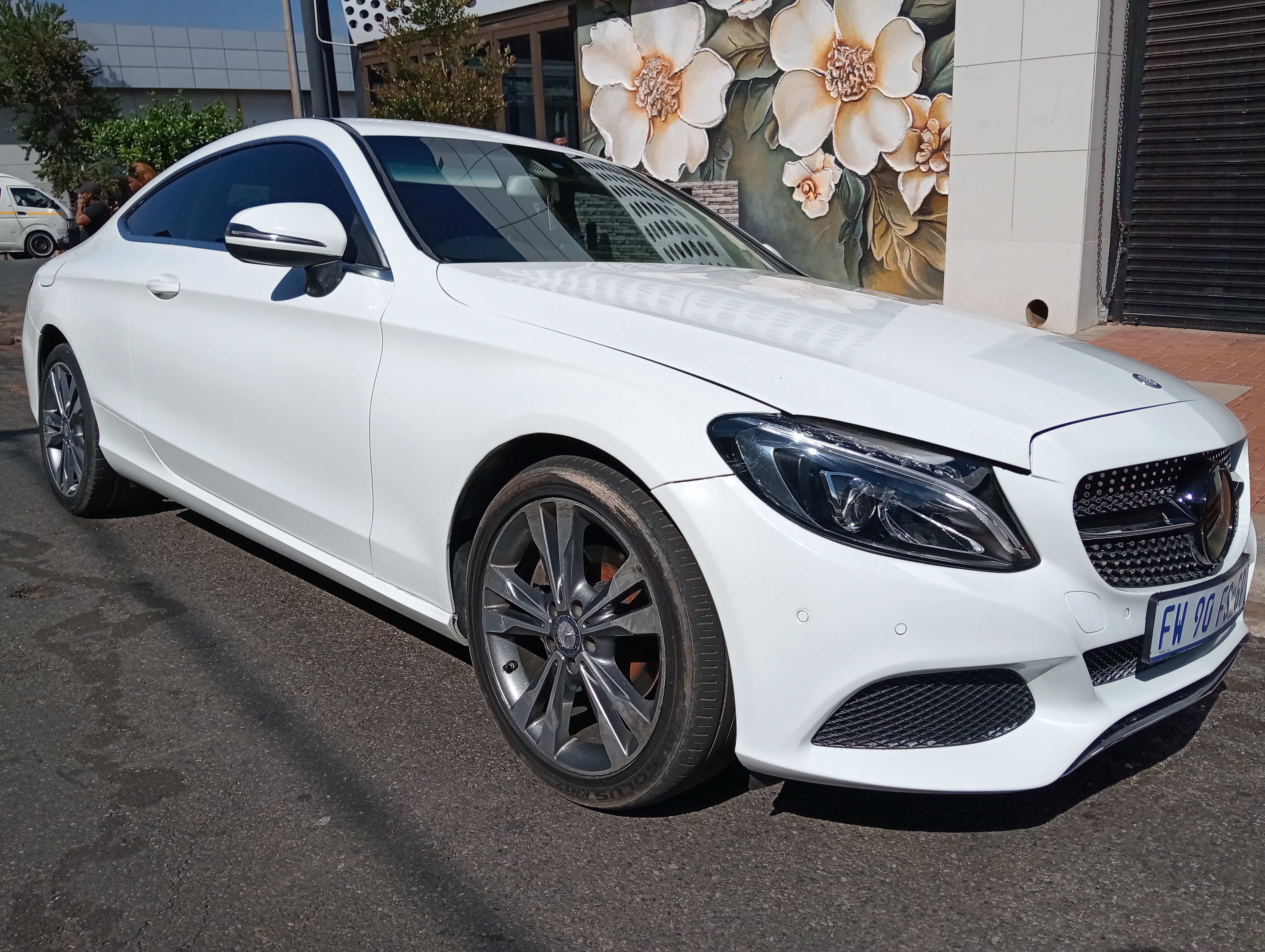 Used 2017 Mercedes-Benz C-Class C220d coupe auto