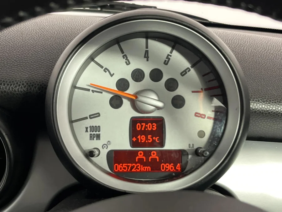 Used 2009 MINI Hatch Cooper - WeBuyCars Lansdowne Used 2009 MINI Hatch Cooper - WeBuyCars Lansdowne