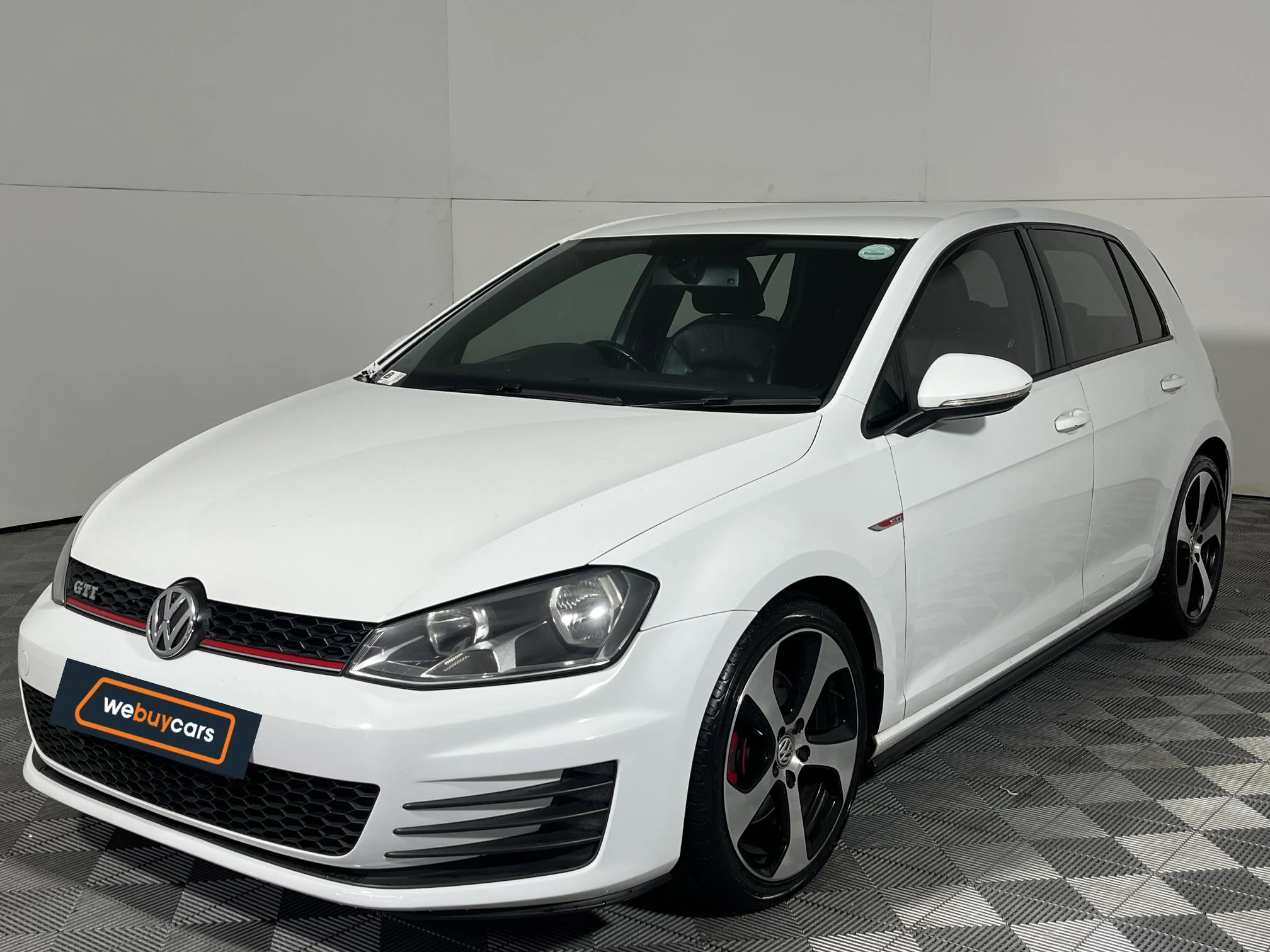Used 2015 Volkswagen Golf GTI auto
