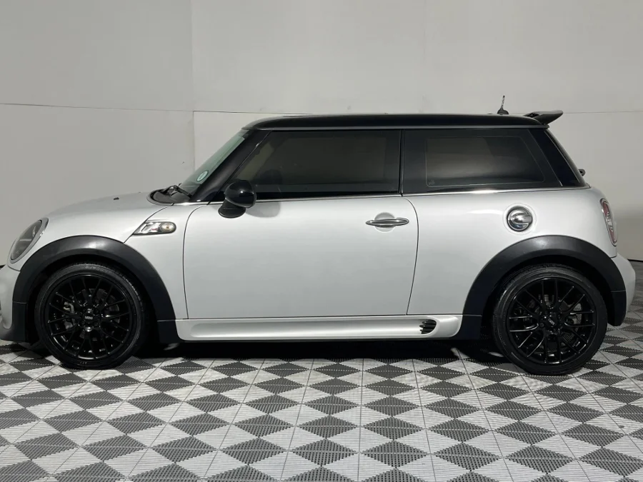 Used 2014 MINI Hatch Cooper S Hatch 3-door Seven 7 auto - WeBuyCars Vereeniging