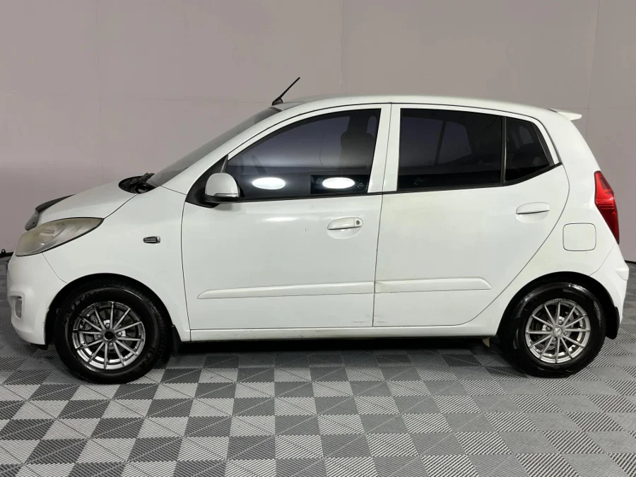 Used 2012 Hyundai i10 1.1 Motion - WeBuyCars Brackenfell Cape Town