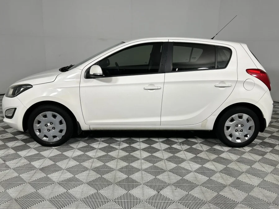 Used 2014 Hyundai i20 1.4 Fluid - WeBuyCars Lansdowne
