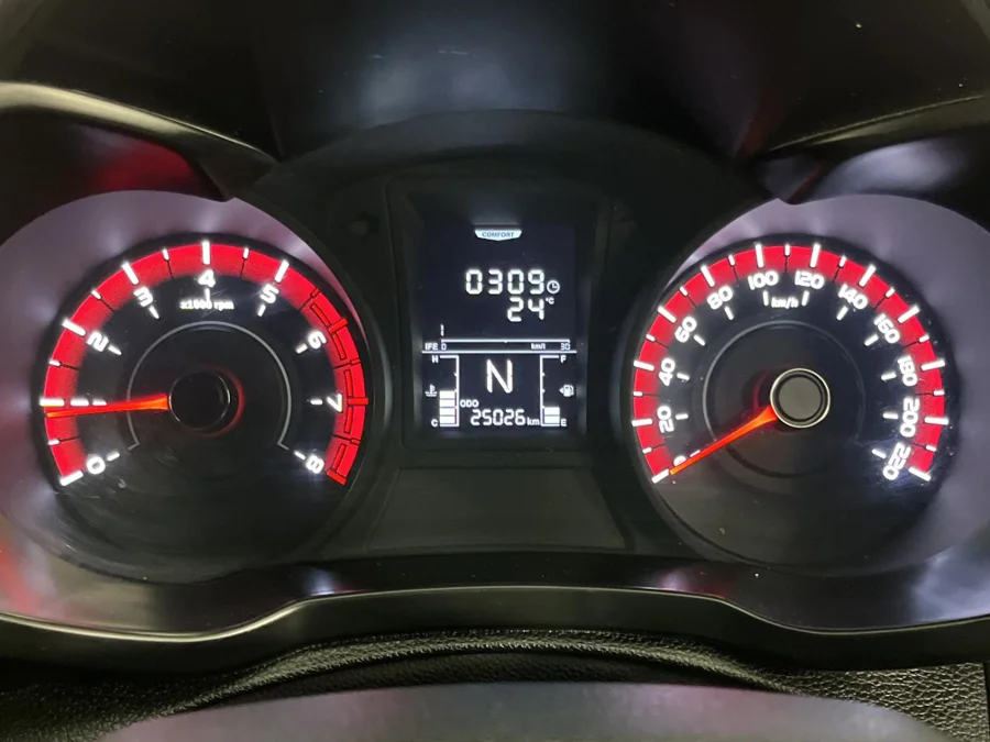 Used 2024 Mahindra XUV300 1.2T W4 #Xprez panel van - WeBuyCars Gqeberha