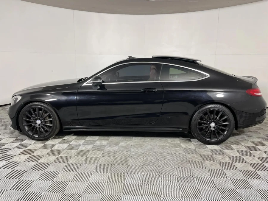 Used 2017 Mercedes-Benz C-Class C200 coupe AMG Line - WeBuyCars Riverhorse