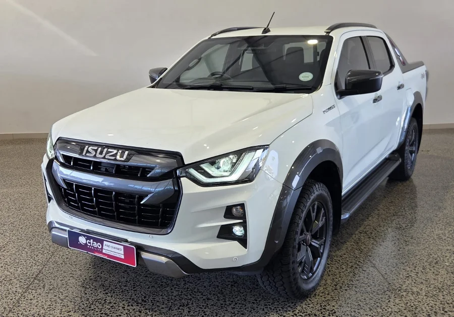 Used 2024 Isuzu D-Max 3.0TD double cab V-Cross 4x4 - Private Seller Used 2024 Isuzu D-Max 3.0TD double cab V-Cross 4x4 - Private Seller