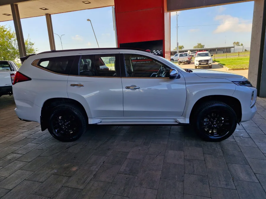 Used 2024 Mitsubishi Pajero Sport 2.5DI-D 4x4 Shogun auto - Highway Motors