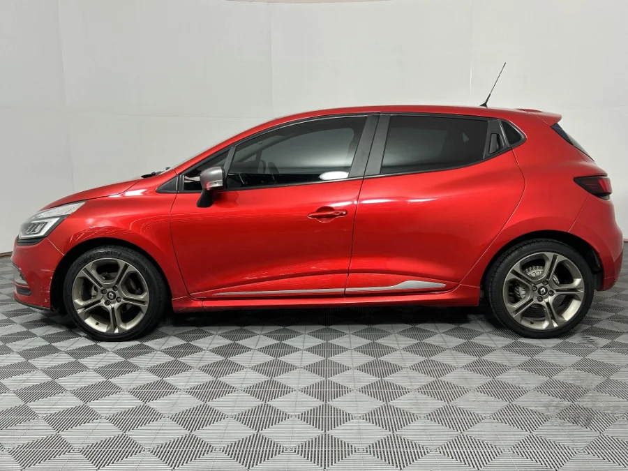 Used 2018 Renault Clio 88kW turbo GT-Line - WeBuyCars Lansdowne Used 2018 Renault Clio 88kW turbo GT-Line - WeBuyCars Lansdowne