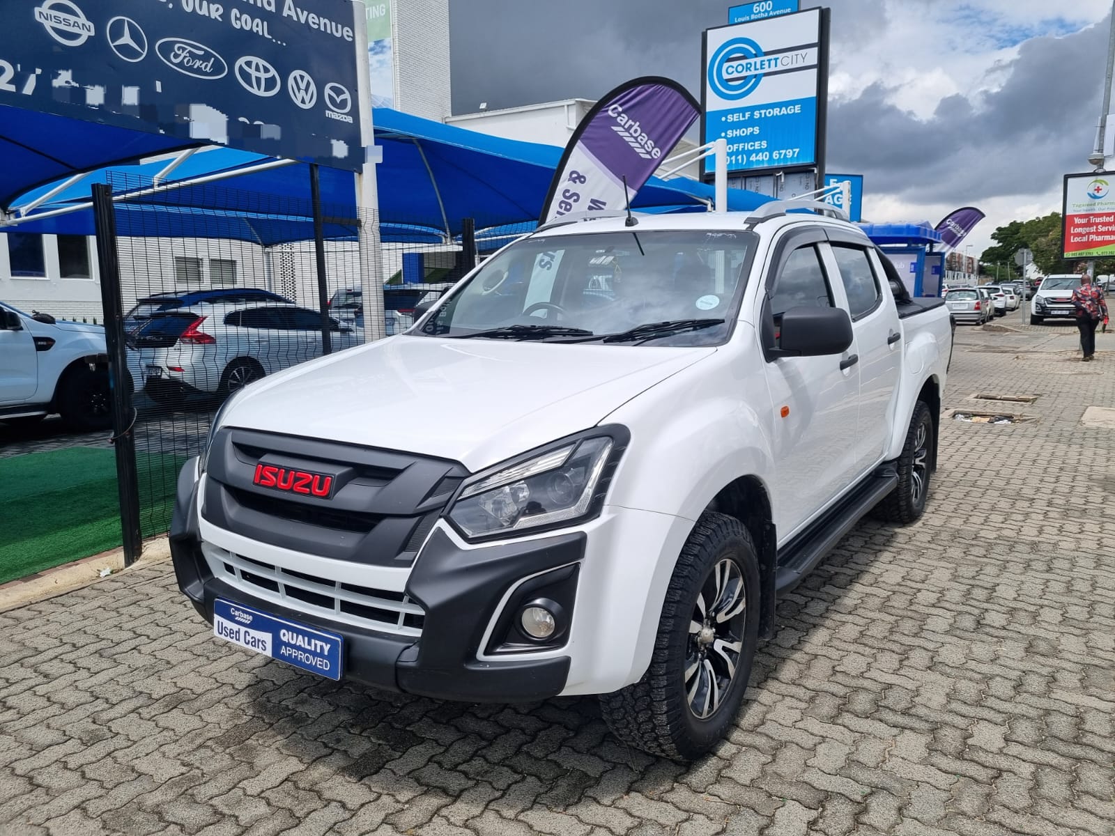 Used 2021 Isuzu D-Max 250 double cab LE