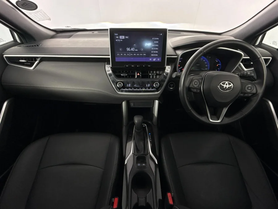 Used 2025 Toyota Corolla Cross 1.8 HEV XS - WeBuyCars Vereeniging