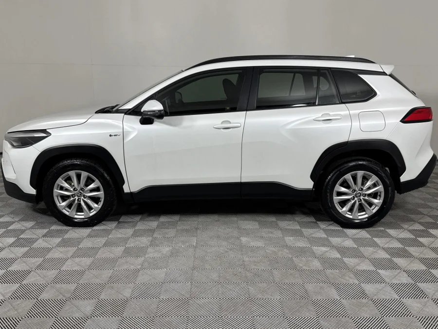 Used 2025 Toyota Corolla Cross 1.8 HEV XS - WeBuyCars Vereeniging