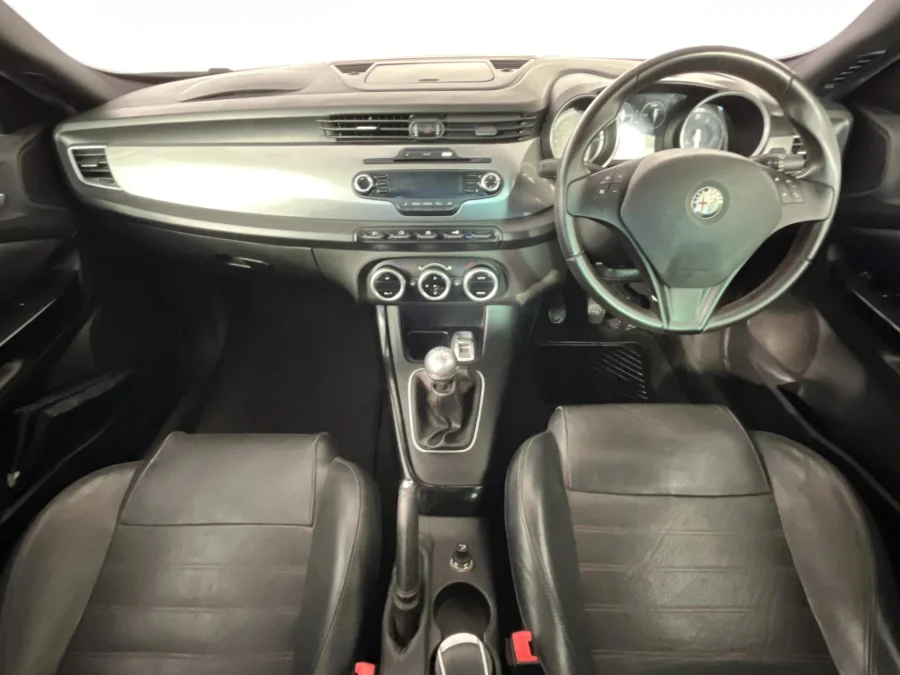 Used 2011 Alfa Romeo Giulietta 1.4TBi Distinctive - WeBuyCars George