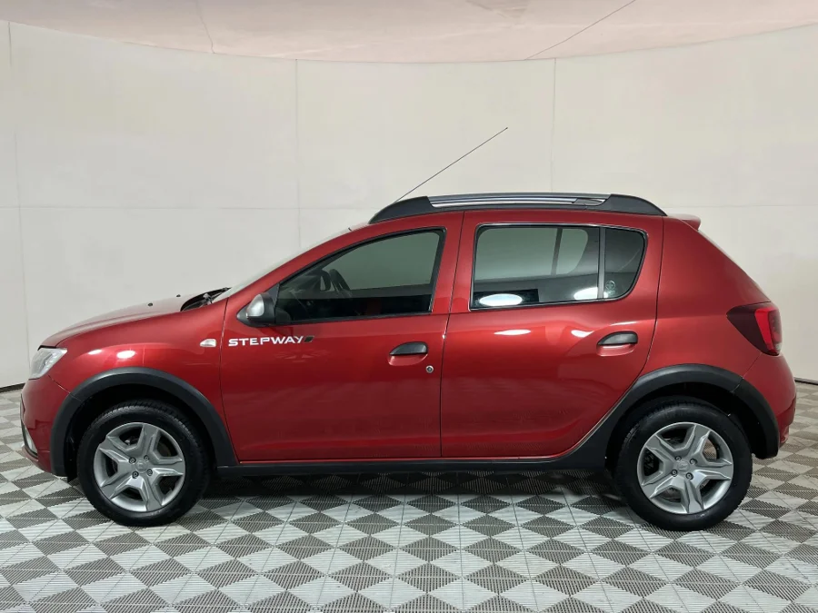 Used 2018 Renault Sandero Stepway 66kW turbo - WeBuyCars JHB South