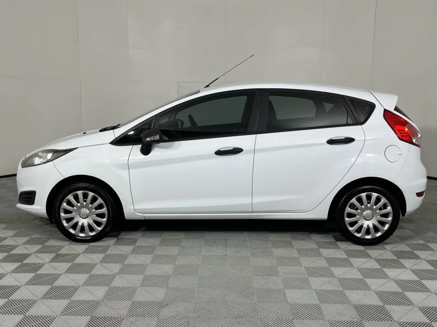 Used 2017 Ford Fiesta 5-door 1.4 Ambiente - WeBuyCars Gqeberha