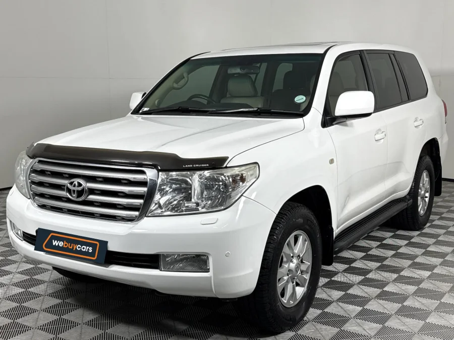 Used 2009 Toyota Land Cruiser 200 4.5D-4D VX - WeBuyCars Vereeniging Used 2009 Toyota Land Cruiser 200 4.5D-4D VX - WeBuyCars Vereeniging
