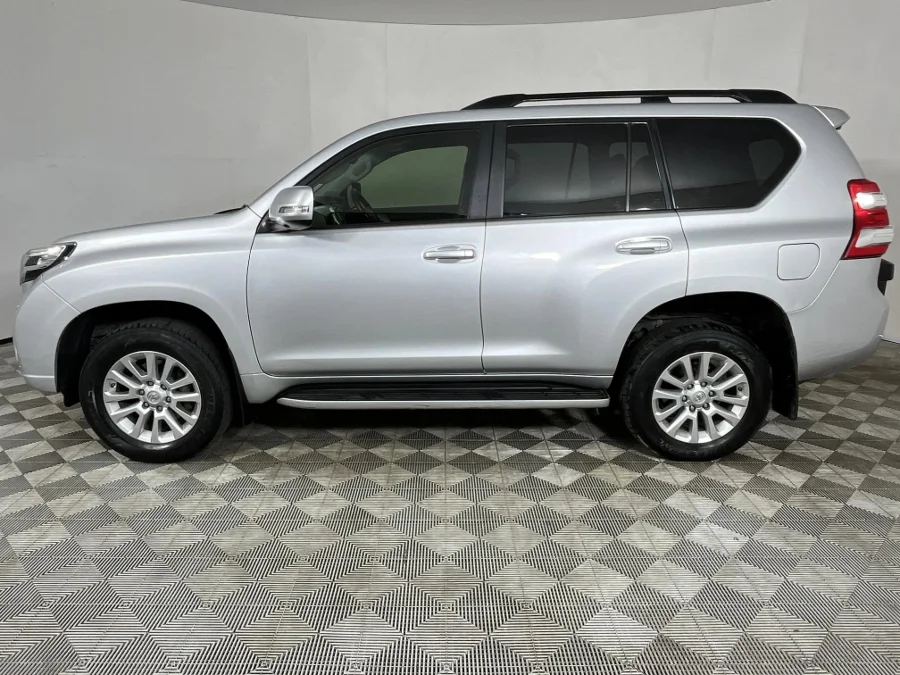 Used 2013 Toyota Land Cruiser Prado 3.0DT VX - WeBuyCars George