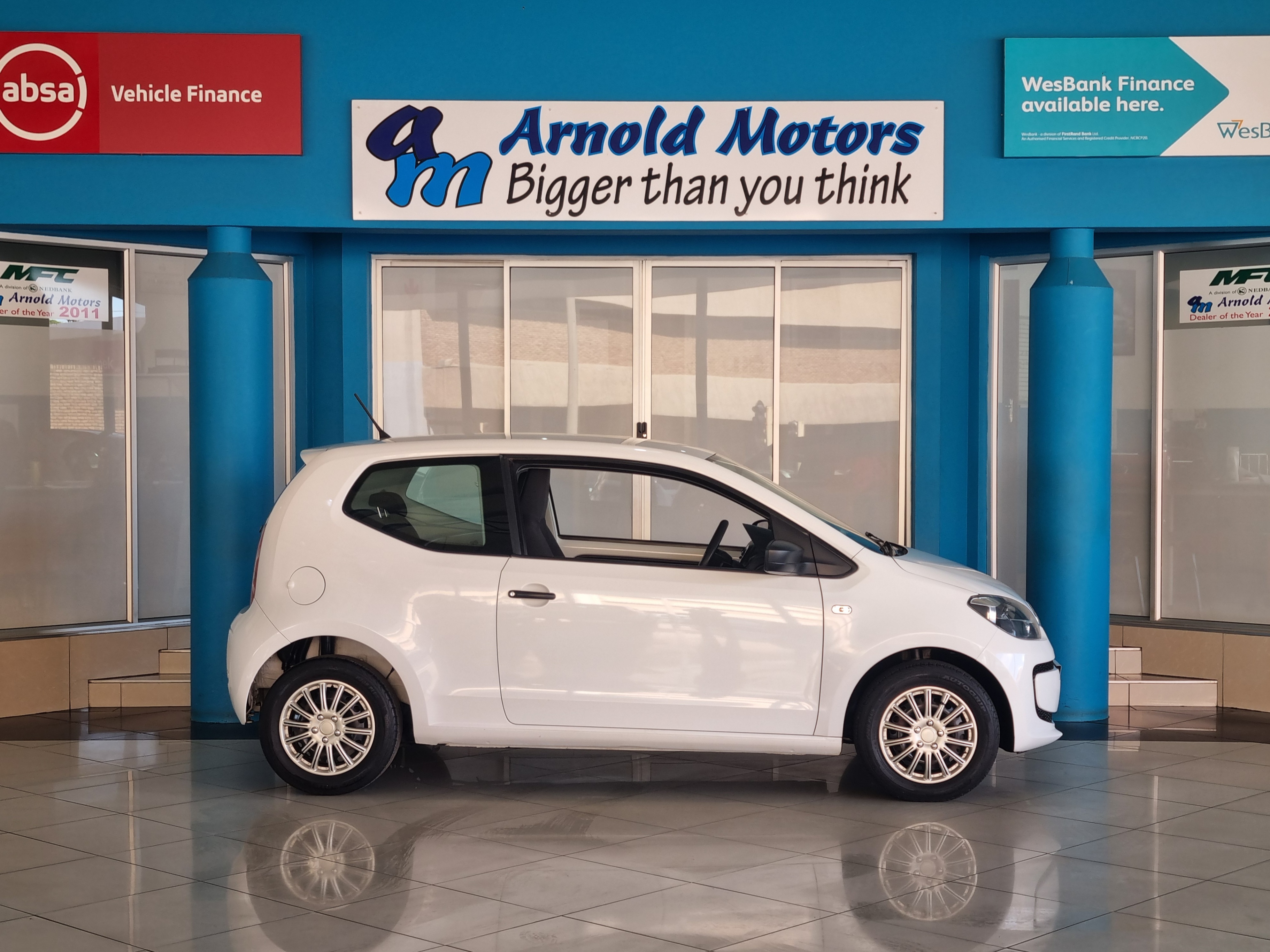 Used 2015 Volkswagen up! club up! 3-door 1.0