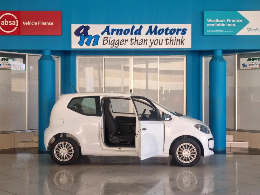 Used 2015 Volkswagen up! club up! 3-door 1.0 - Arnold Motors CC